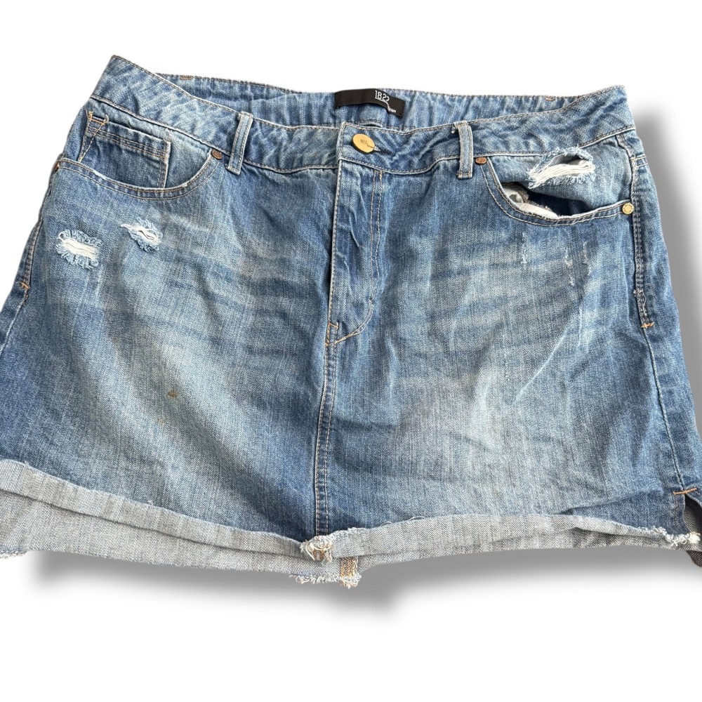 1822 Denim Distressed Blue Jean Skirt Women's Size‎ 16 Cuffed Raw Hem
